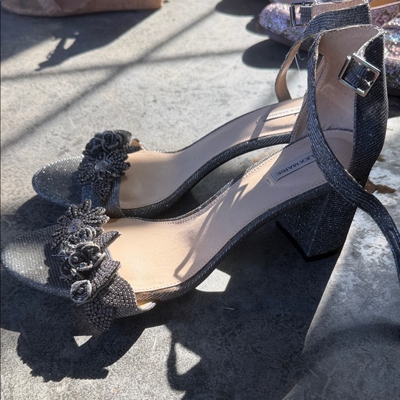 Alex Marie Shoes - Alex Marie Women's Gray Block Heel Sandals with Floral Embellishment